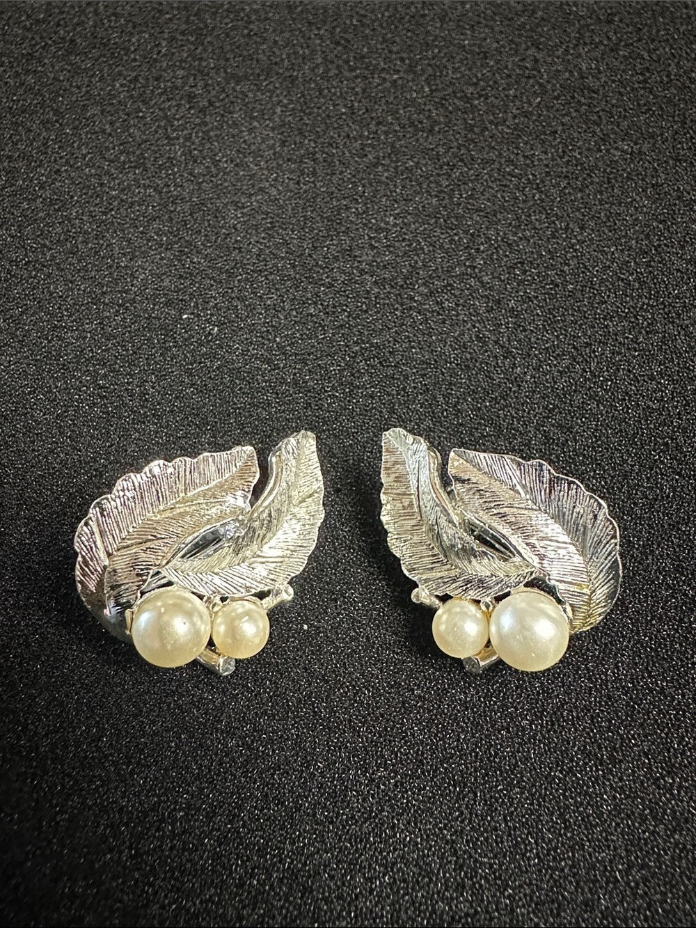 Vintage Sarah Coventry “Silvery Splendor” Clip-Ons with Cream Faux Pearls
